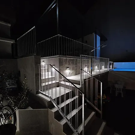 בית נופש Thetomonina House With Pool *