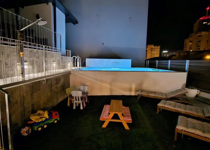 Thetomonina House With Pool *