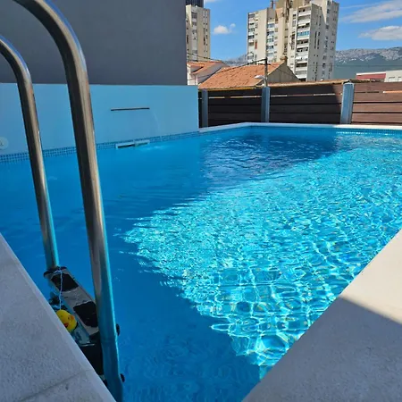 Thetomonina House With Pool Tatil Evi *