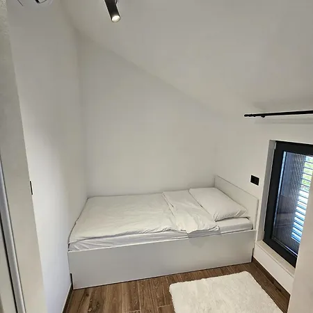 Thetomonina House With Pool Tatil Evi Split